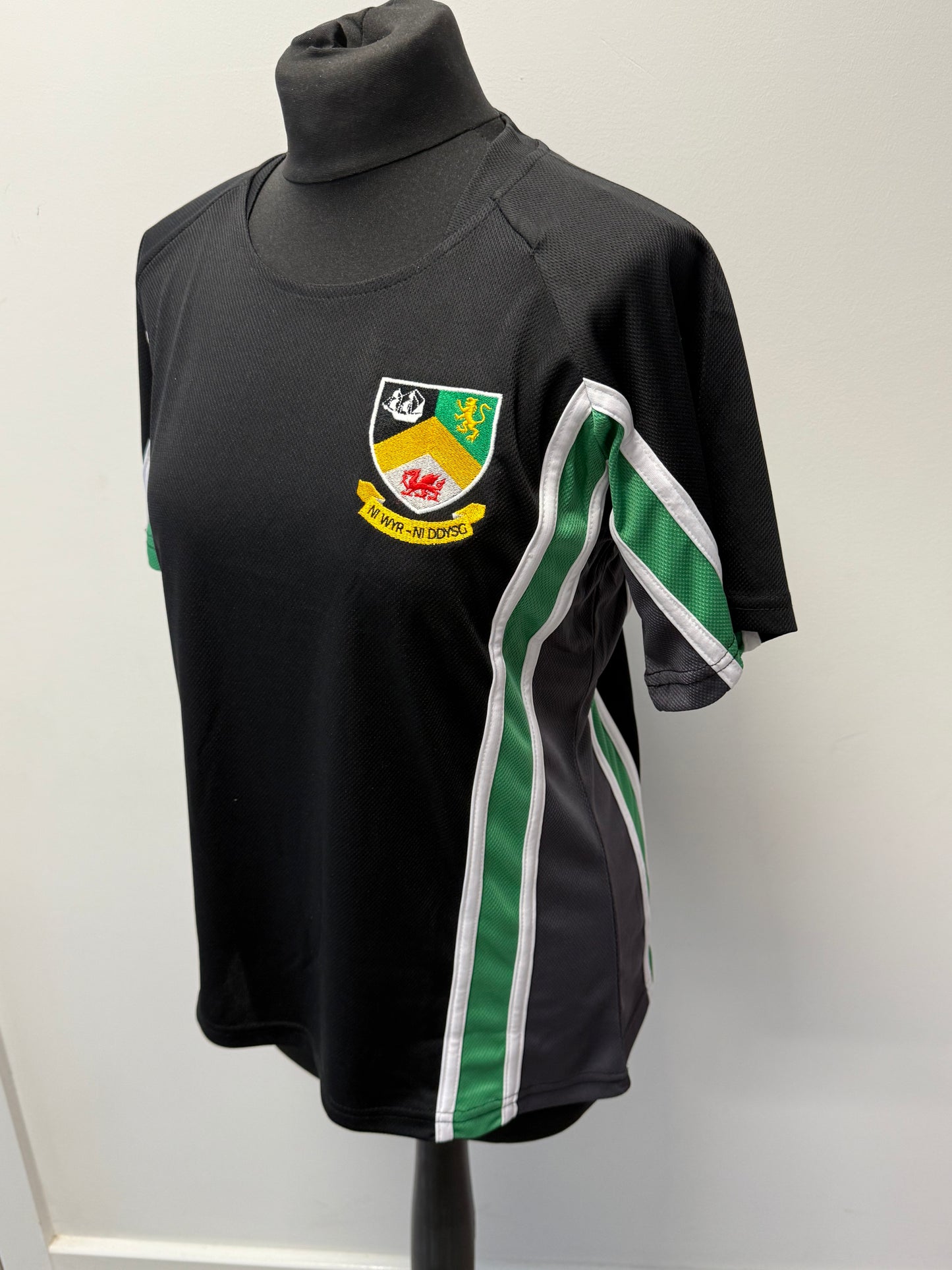 Ysgol Uwchradd Caergybi Gym top